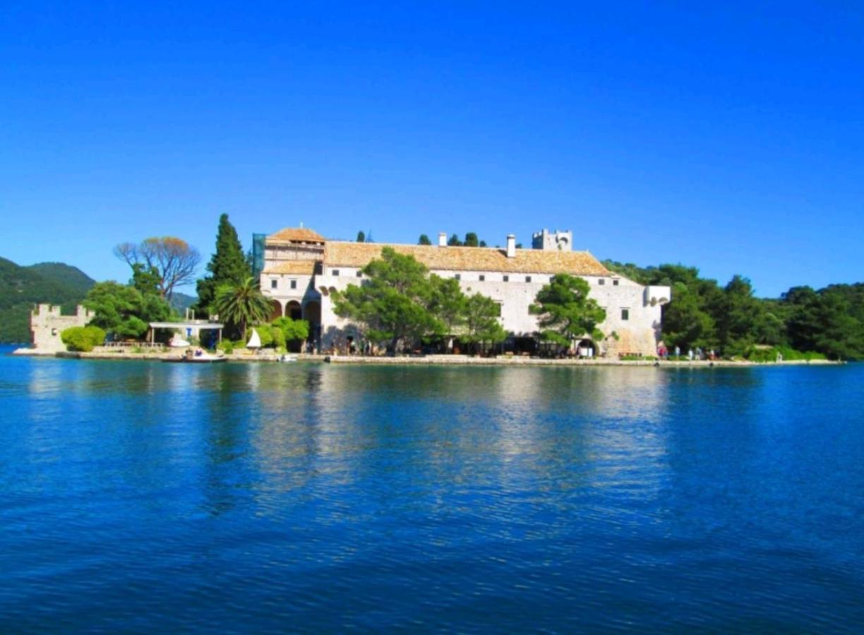 Villa Anita Sobra Exteriör bild